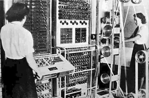 A black and white photo of the Colossus code-breaking computer, 1943.